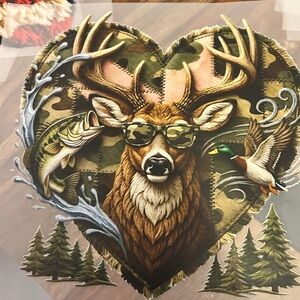 Camouflage Heart Deer Graphic Print Tee